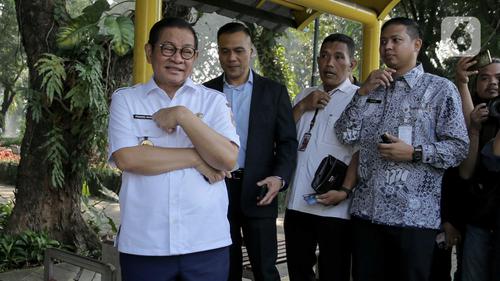 Rabu Pertama Kebijakan ASN Jakarta Gunakan Transportasi Umum, Pramono Anung Beri Contoh