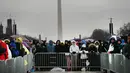 Diperkirakan 800 ribu orang akan berkumpul di National Mall, Washington DC, untuk menyaksikan langsung pelantikan Trump, AS, Jumat (20/1).(AFP Photo)