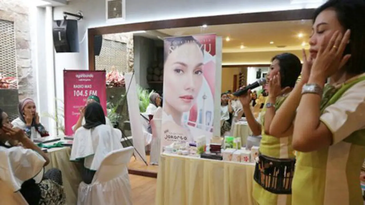 Beauty class/Foto: copyright vemale.com/wnd