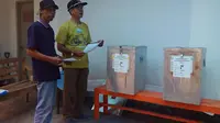 Wapres Boediono Nyoblos di TPS 102 Yogyakarta