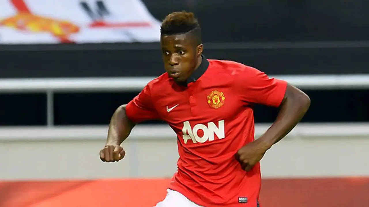 zaha-131018a.jpg