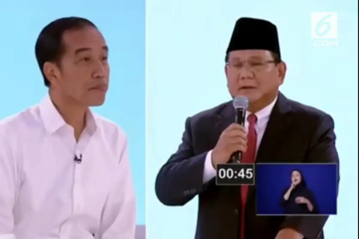 Jokowi dan Prabowo Subianto dalam debat kedua capres 2019.
