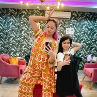 Marshanda dan Sienna Ameerah. (Sumber: Instagram/marshanda99)