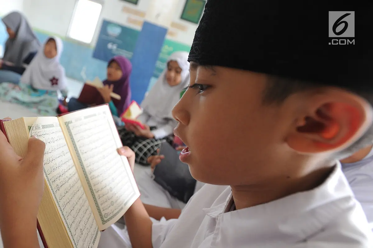 Bulan Ramadan Momentum Anak-Anak Belajar Al-Quran