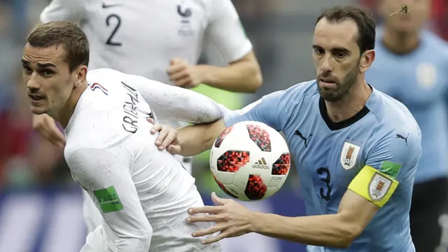 FOTO: Singkirkan Uruguay, Prancis Melangkah ke Semifinal