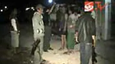 Puluhan rumah warga rusak menyusul aksi penyerangan sekelompok pemuda yang diduga dari Cangkol Selatan ke daerah Kesunean Utara, Cirebon, Jabar. Polisi disiagakan di lokasi kejadian untuk mencegah tawuran susulan. 