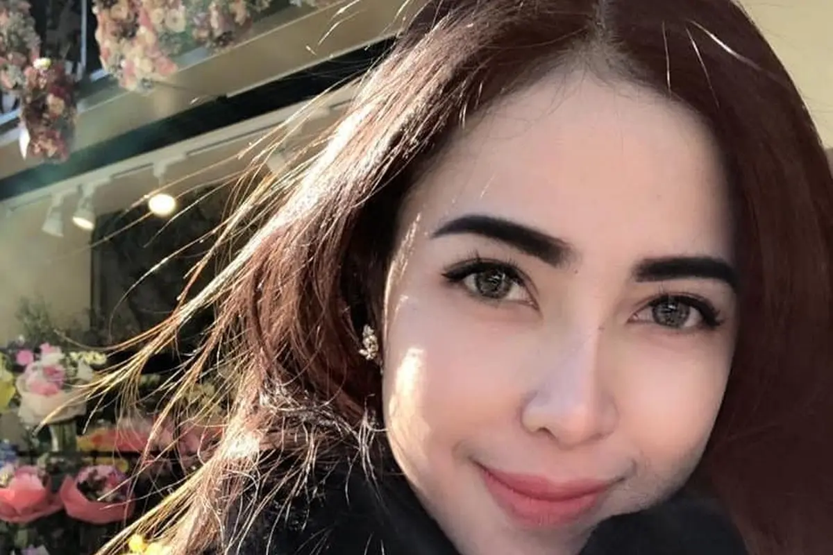Hana Kartika, Istri Enji
