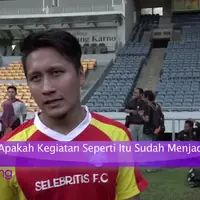 Arie Untung seharusnya bekerja di malam tahun baru 2016. Tetapi, karena gagal dalam tawar menawar harga, akhirnya tawaran tersebut dibatalkan. Dengan demikian, Arie akan menghabiskan malam tahun baru, bersama keluarga di rumah.