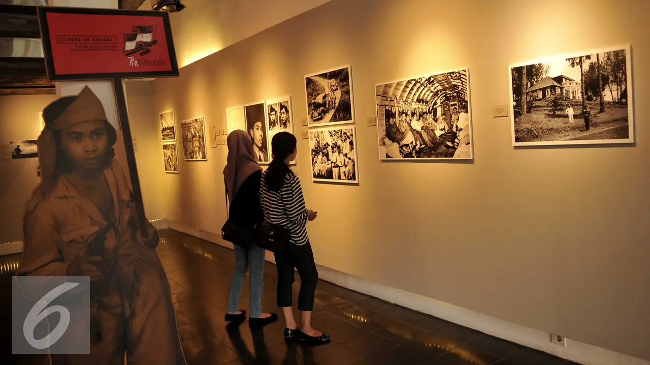 20160822-Pameran-Foto-Bingkisan-Revolusi-Jakarta-GMS