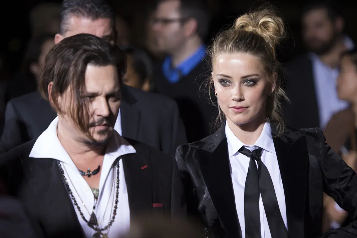 [Bintang] Johnny Depp - Amber Heard