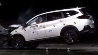 Toyota Rush tes uji ASEAN NCAP dan hasilnya mendapat bintang lima. (Istimewa)