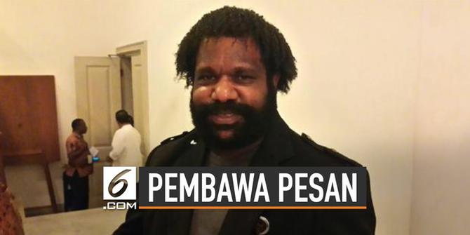 VIDEO: Lenis Kogoya, Pembawa Pesan Jokowi dari Papua
