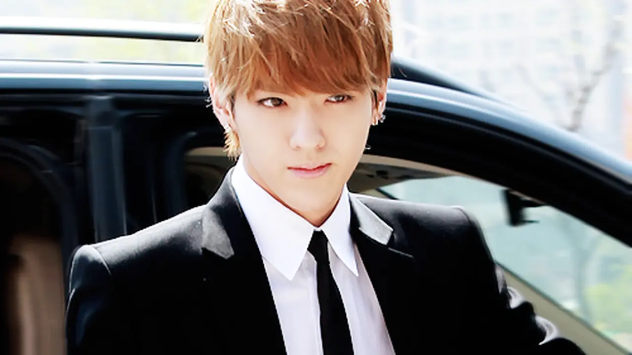 Kris Keluar dari EXO Karena Sakit Parah?