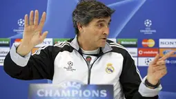 The new coach of Real Madrid's Juande Ramos during a press conference on the eve of a Champions league match against Zenit in Madrid, on December 9, 2008. AFP PHOTO/PHILIPPE DESMAZES