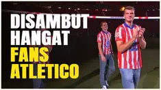 Berita video para pemain anyar Atletico Madrid, resmi diperkenalkan ke publik, tepatnya di Stadion Civitas Metropolitano. Julian Alvarez, Conor Gallagher hingga Le Normand disambut dengan hangat oleh fans.