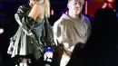 Kejadian ini tentu menjadi luka di hati sang pemilik konser. Ariana mengungkapkan rasa sedihnya pasca ledakan itu terjadi dan tak bisa berkata-kata. Selain itu ia juga menyampaikan permohonan maaf. (AFP/Bintang.com)