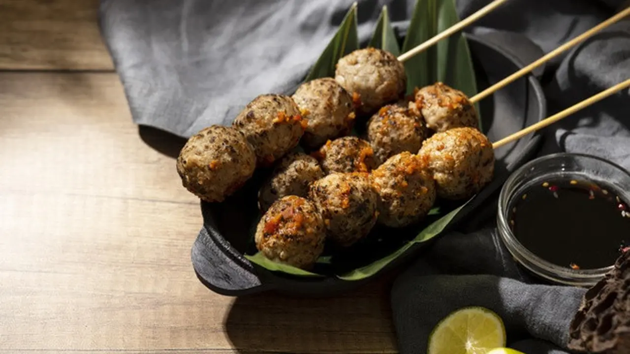 10 Cara Membuat Bakso Bakar Lengkap Dengan Sausnya Hot