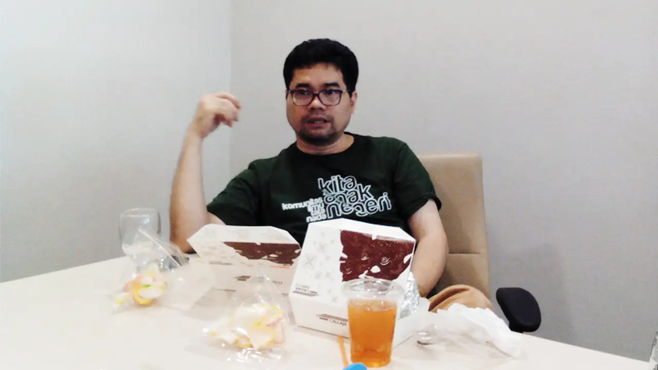 Ananda Sukarlan: 