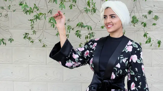 Cara memakai hijab segi empat