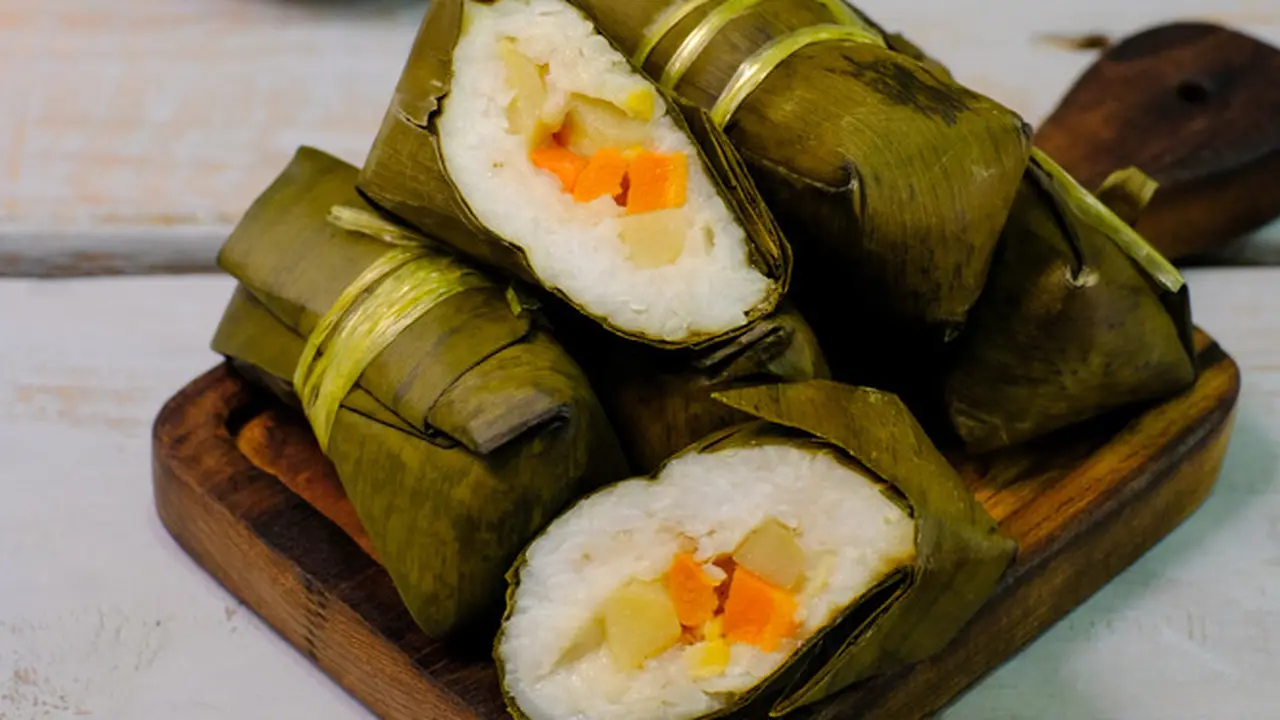 lontong isi sayur