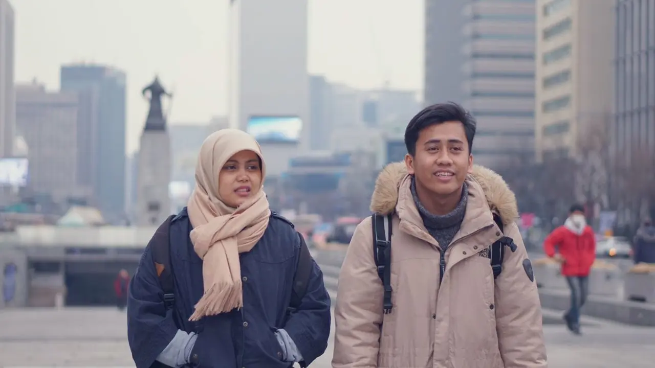 Pria Bertemu Kekasih Lewat #BiroJomblo