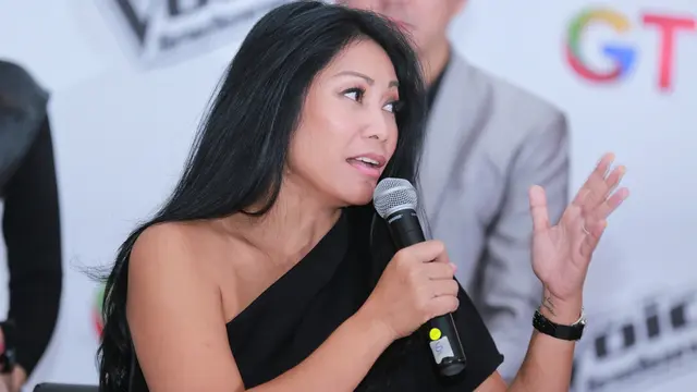 [Bintang] Anggun C. Sasmi