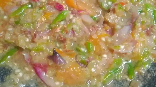 Resep sambal pecak rawit ijo. (dok. Cookpad @estyridhohakim_0991)