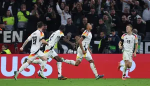Liverpool Dekati Jamie Leweling, Sinyal Pengganti Cody Gakpo?