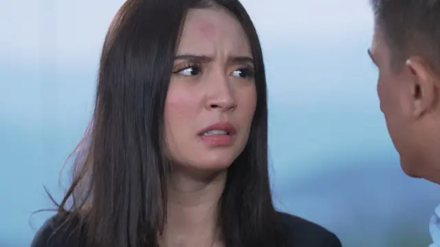 Di Antara Dua Cinta