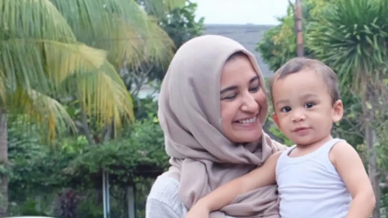Shireen Sungkar