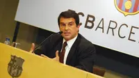 Presiden Barcelona, Joan Laporta dalam sebuah presentasi di markas klub. (fcbarcelona.com)