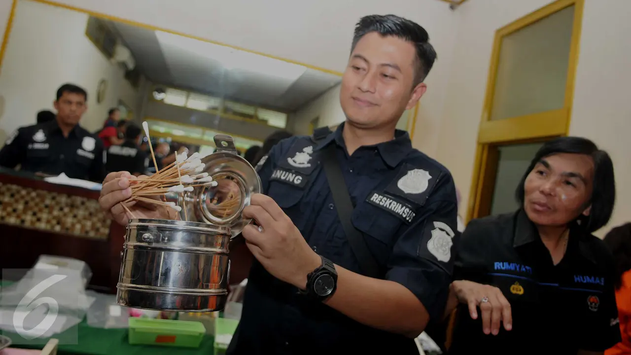 20160224-Polisi Gerebek Dua Tempat Praktik Aborsi Ilegal di Cikini-Jakarta