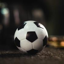 Ilustrasi sepak bola, judi, taruhan, betting. (Photo by Konstantin Evdokimov on Unsplash)