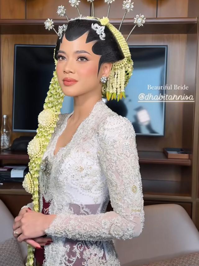 Pesona Istri Nino RAN, Dhabitannisa Auni saat Akad Nikah. @rhay_david