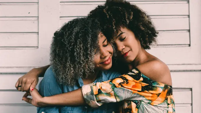 Cara menjaga pertemanan di tengah kesibukan