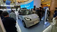 Wuling Motors (Wuling) resmi memperkenalkan Wuling Binguo EV sebagai produk barunya di Atrium Circle Summarecon Mall Serpong, Tangerang, Banten. (Andhika Naufal / Liputan6.com)