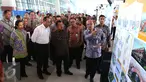 Wakil Presiden RI Jusuf Kalla didampingi Menteri BUMN Rini Suwandi, Menhub Budi Karya saat meninjau Terminal 3, Bandara Soekarno Hatta, Tangerang, Banten, Senin (15/08). (Liputan6.com/Angga Yuniar)