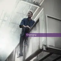 Pemeran dalam film Sang Kiai ini mendapat tantangan baru dalam film religi. Dalam film Bid'ah Cinta, merupakan film religi perdana bagi suami Tika Bravani ini. (Bambang E. Ros/Bintang.com)