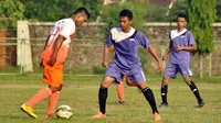 Klub Divisi Utama, Persires Rengat batal dibeli karena pihak pembeli ingin mengubah secara sepihak beberapa pasal yang telah disetujui dalam Memorandum of Understanding. (Bola.com/Robby Firly)