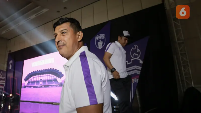 Foto: Persita Tangerang Pamerkan Seragam Anyar untuk Mengarungi BRI Liga 1 Musim 2022 / 2023