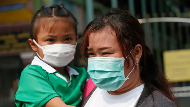 Polusi Buruk, Anak-Anak Thailand Sekolah Pakai Masker