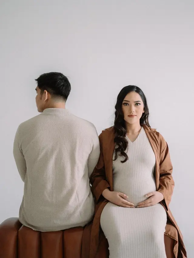Maternity Shoot Nabila Gardena