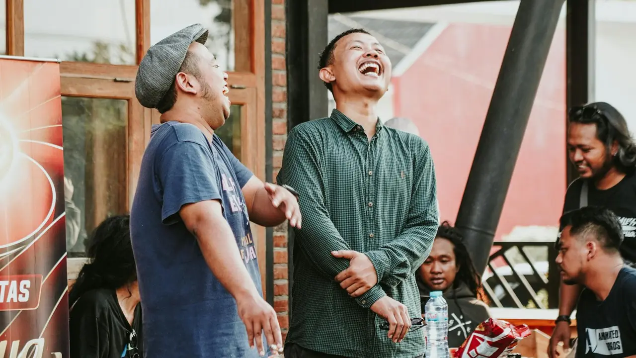 Struktur Teks Anekdot Lengkap Cara Membuatnya,