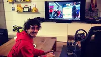 Pecco Bagnaia saat ikut MotoGP Virtual Race Jilid I. (Twitter/Pecco Bagnaia)