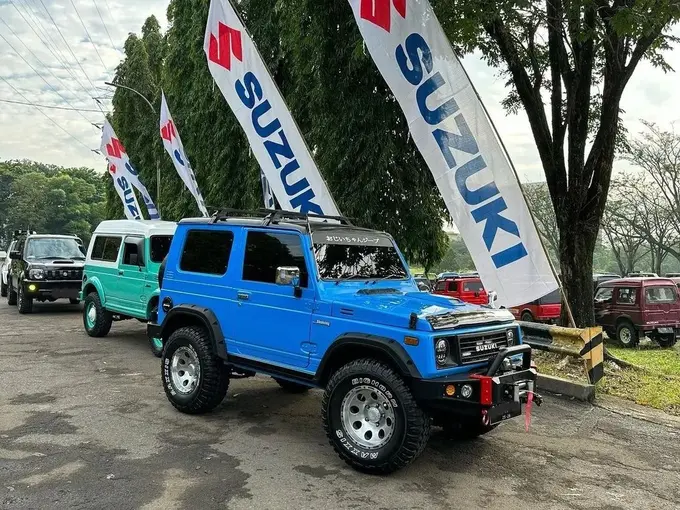 10 Desain Kreatif Modifikasi Suzuki Jimny Lawas, dari Mobil Jip Bapak