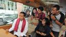 Bus tersebut membawa Jokowi menuju Masjid Sunda Kelapa, Jakarta, Jumat (3/10/14). (Liputan6.com/Herman Zakharia)