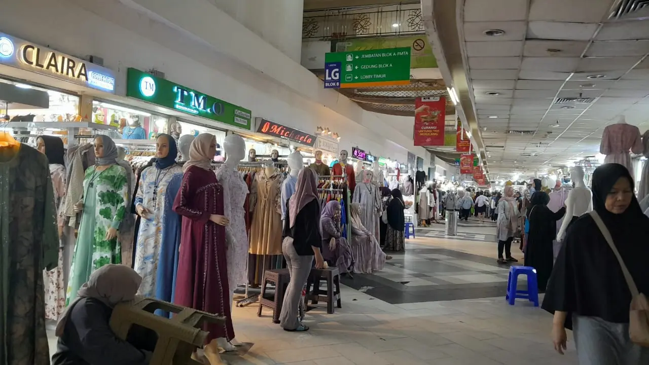 Pasar Tanah Abang Jakarta