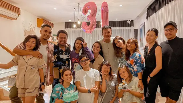 Ulang tahun Gisella Anastasia ke-31 (Foto: Instagram/@gisel_la)