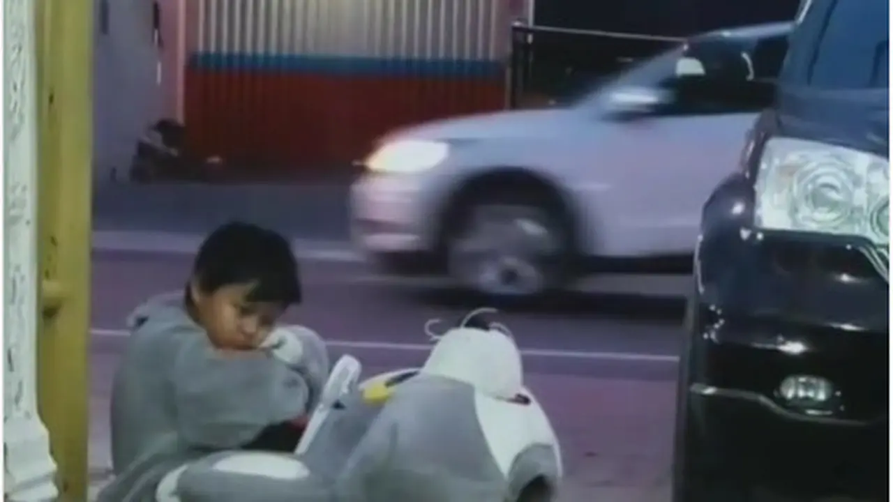 [Fimela] Rehan, Bocah Badut Ampang