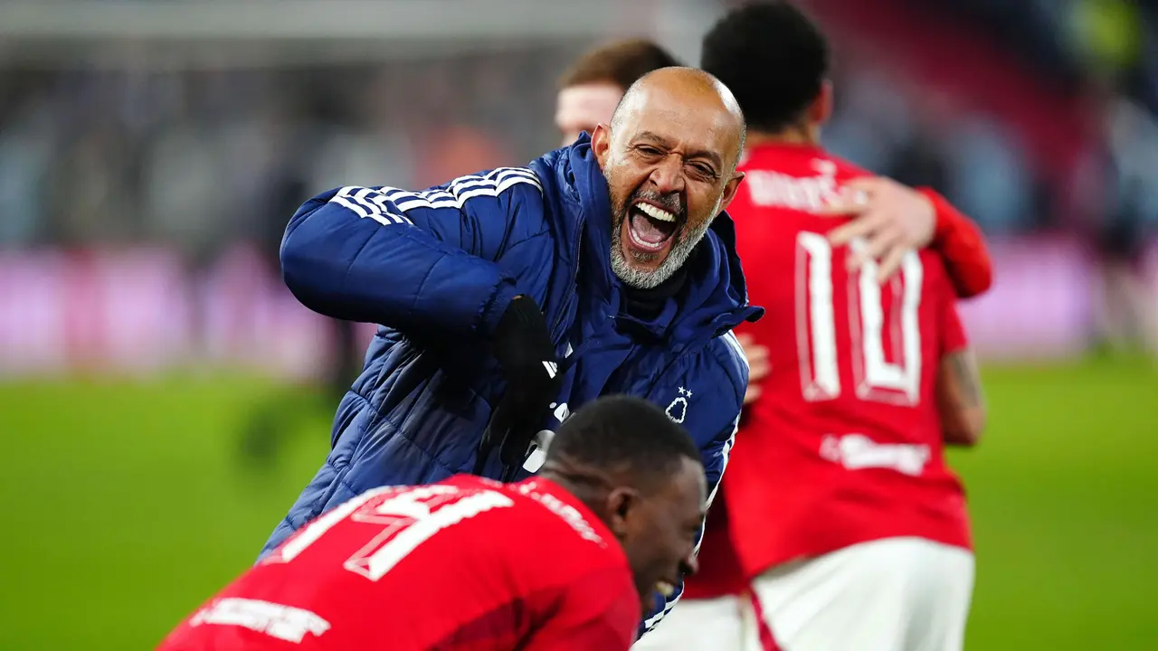 Foto: Aksi Heroik Matz Sels, Nottingham Forest Melaju ke Perempat Final Piala FA